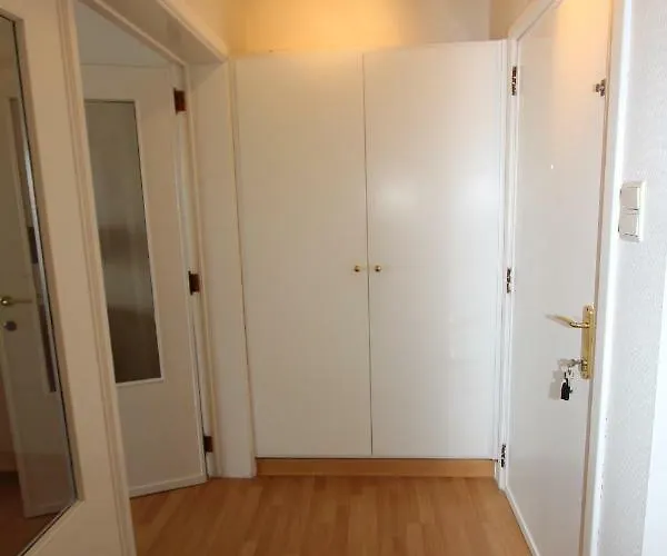 Zeedijk Mariakerke 公寓 *